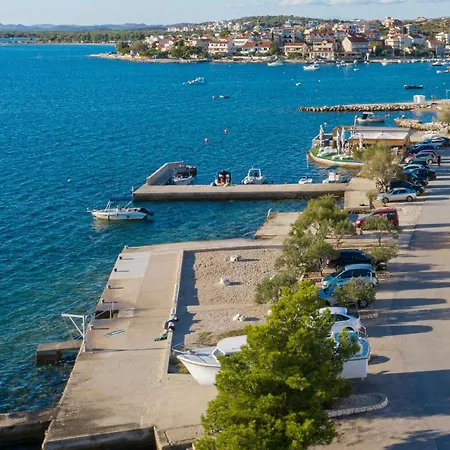 Guest house And By The Sea Brodarica, - 15466 3*